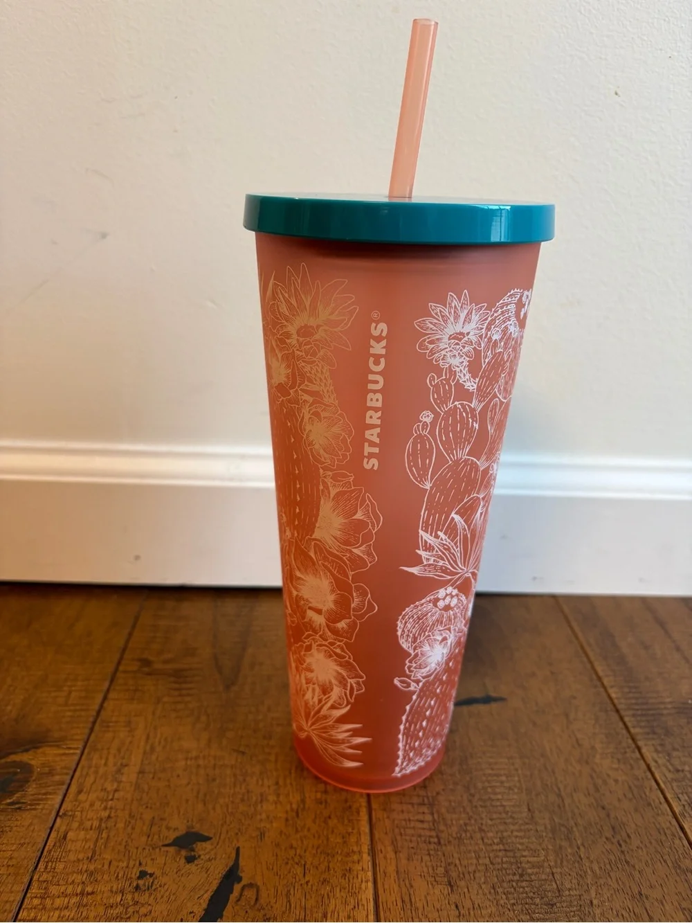 Starbucks 2018 Coral Pink Cactus Floral 24oz Venti Cold Tumbler Matte With Straw